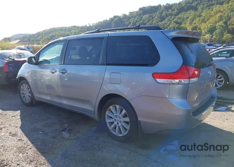 2012 Toyota Sienna Xle 7 Passenger из США, поврежденный, VIN 5TDDK3DC6CS036259